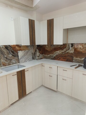 Kitchen in 3 BHK Builder Floor at Sector 72 – for Sale
