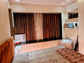 Bedroom in 2 BHK Apartment at Chembur Gaothan, Chembur – for Rent