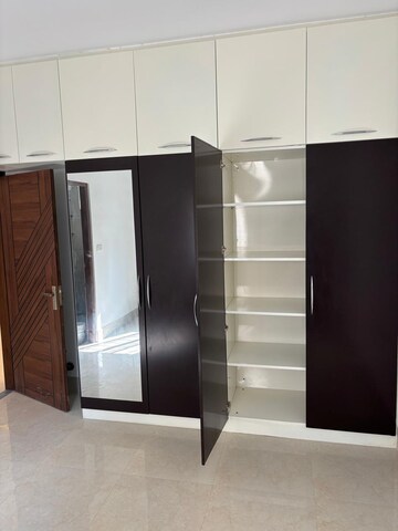 Furnished Amenities in 3 BHK Builder Floor at Malleswaram – for Rent