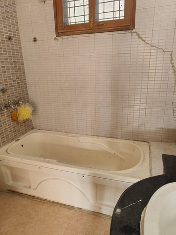 Bathroom in 4 BHK Villa at Sector 45 – for Rent