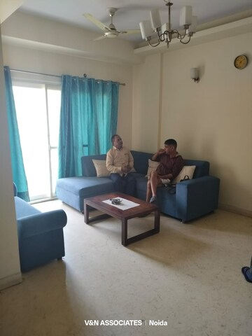 Living Room in 2.5 BHK Apartment at Mahagun Maple, Sector 50 – for Sale