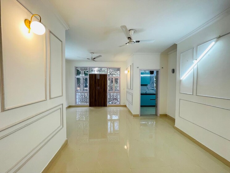 Living Room, sushant-lok-3 3 Bedroom 720 Sq.Yd. Apartment In Sector 57 Gurgaon 8237616