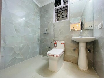 Bathroom in 3 BHK Apartment at Sushant Lok 3, Sector 57 – for Sale