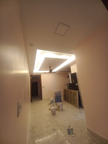Room in 3 BHK Builder Floor at Swaran Jayanti Puram – for Sale