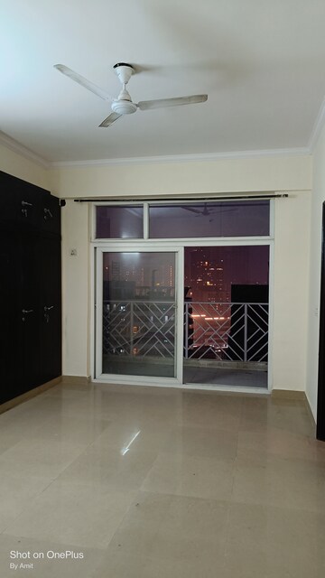 Parking in 2 BHK Apartment at Amrapali Eden Park, Sector 50 – for Rent