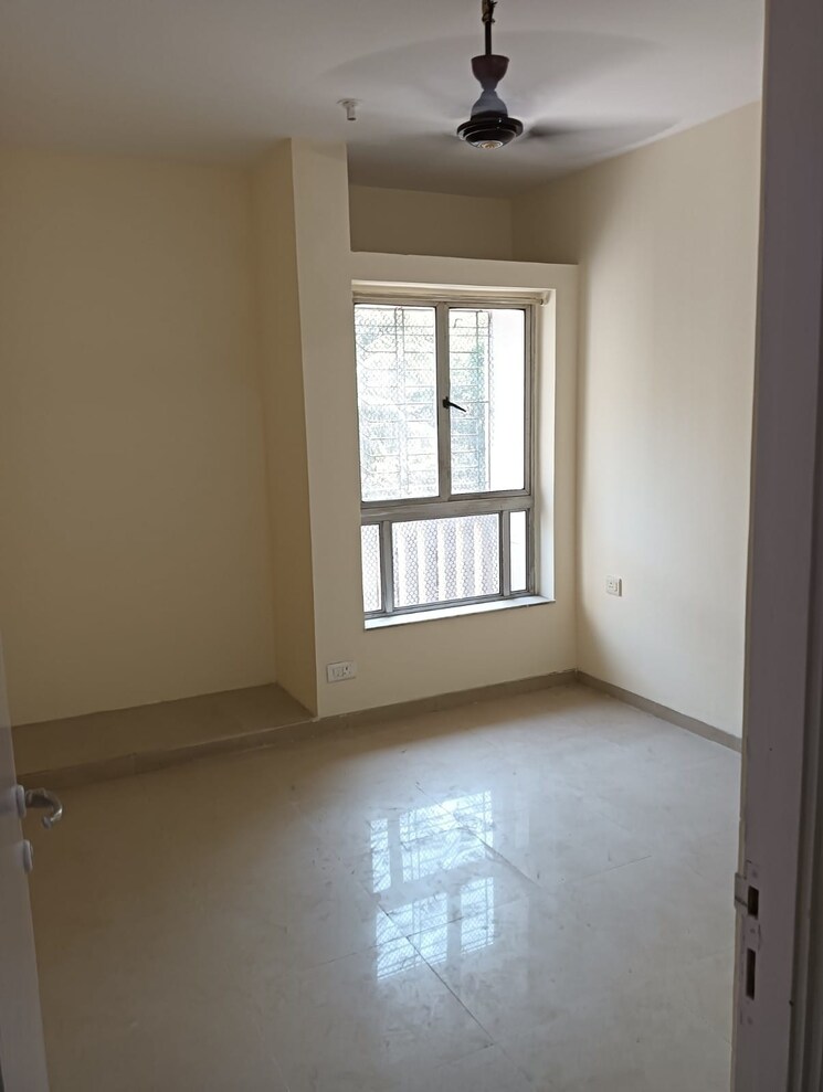 Room, siddhachal-apartment-8 2 Bedroom 700 Sq.Ft. Apartment In Vasant Vihar Thane 8237549