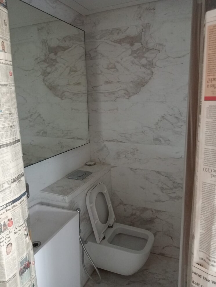 Bathroom, rustomjee-elements 4 Bedroom 3800 Sq.Ft. Apartment In Andheri West Mumbai 8237562