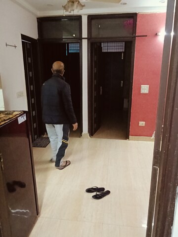 Furnished Amenities in 2 BHK Builder Floor at Ignou Road – for Rent