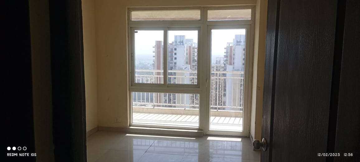 2 BHK Apartment For Sale in KLJ Platinum Heights