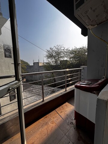 Balcony in 1 BHK Apartment at Saket – for Rent