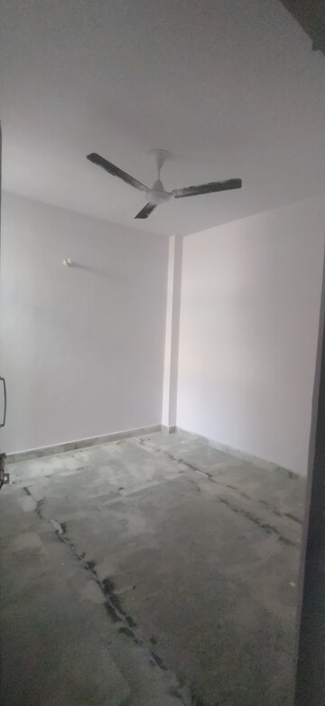 Room in 2 BHK Builder Floor at Khirki Extension – for Rent