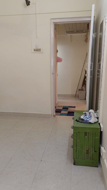 Room in 1 BHK Apartment at Bandra West – for Rent
