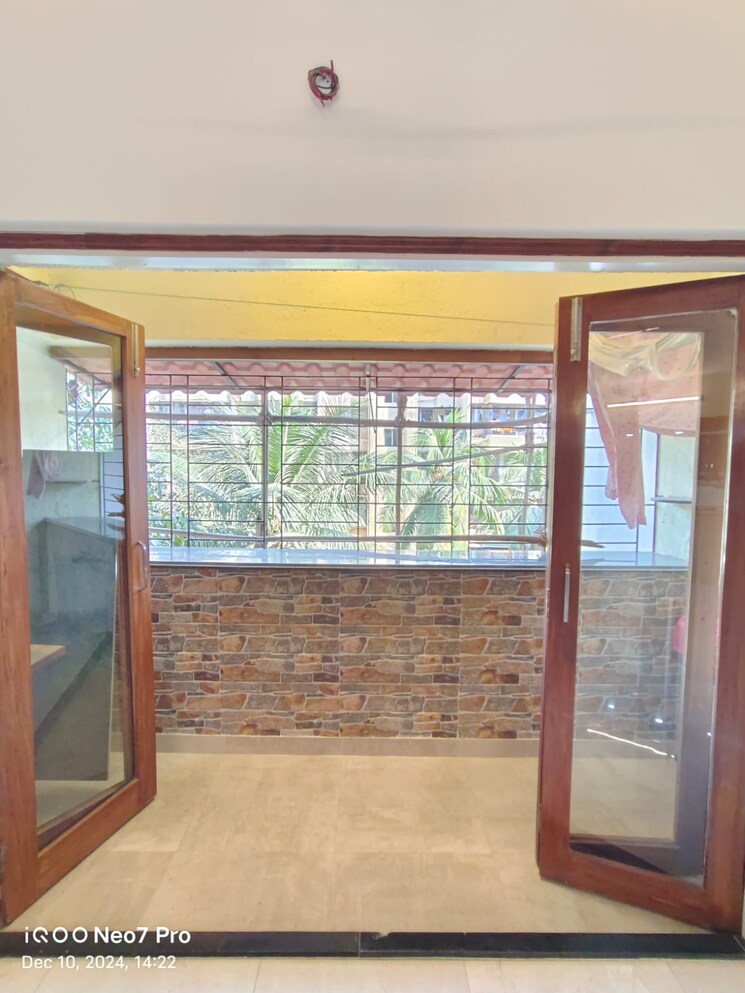 Room, himgiri-lokupvan-phase-ii-chs-ltd 2 Bedroom 750 Sq.Ft. Apartment In Vasant Vihar Thane 8237683