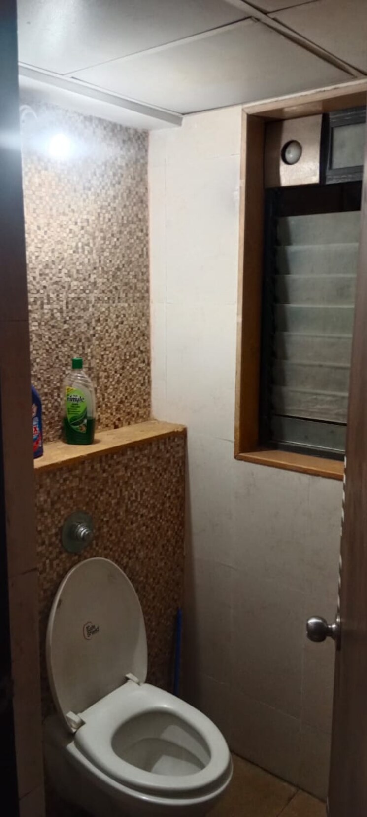 Bathroom, lodha-lakeshore-greens 2 Bedroom 556 Sq.Ft. Apartment In Dombivli East Thane 8237711