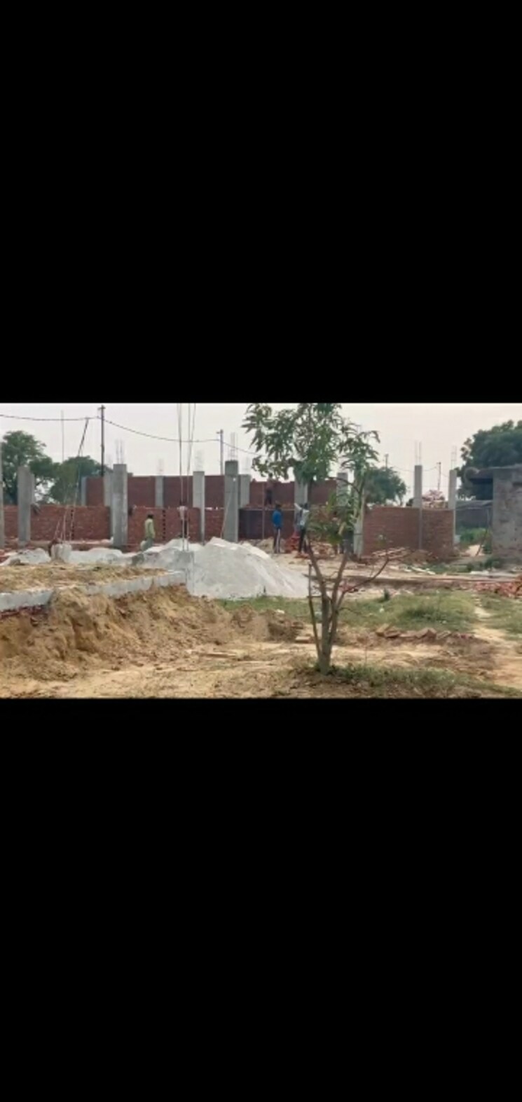 Garden, pgs-florence  90 Sq.Yd. Plot In Sector 87 Noida 8237796