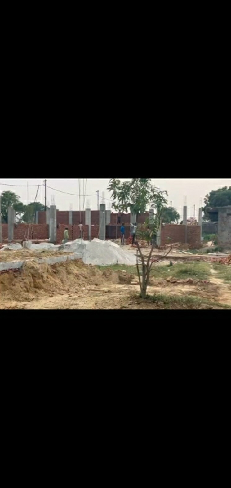 Garden, lotus-isle  63 Sq.Yd. Plot In Sector 98 Noida 8237806