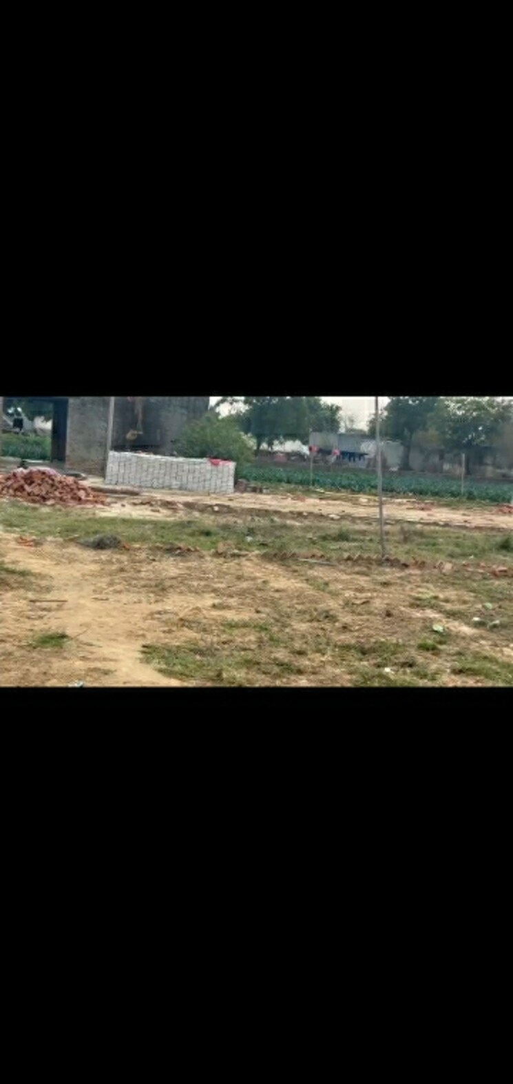 undefined, dasnac-arc  75 Sq.Yd. Plot In Sector 72 Noida 8237915