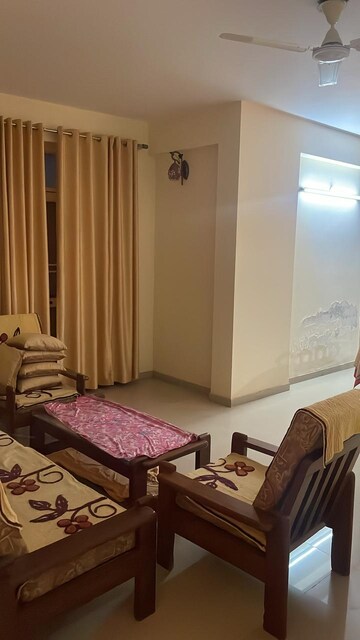 Bedroom in 3 BHK Apartment at Omaxe Heights, Sector 86 – for Rent