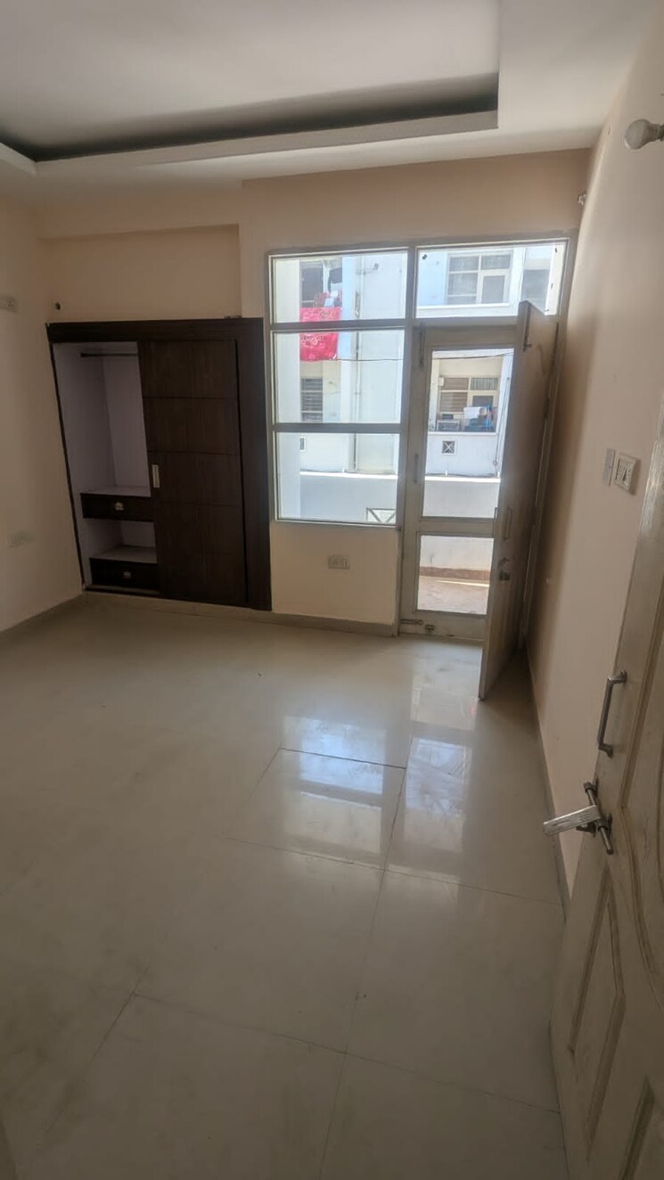 Room, penta-homes 2 Bedroom 1300 Sq.Ft. Apartment In Vip Road Zirakpur 8238031