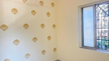 Room in 1 BHK Apartment at Kurla West – for Rent