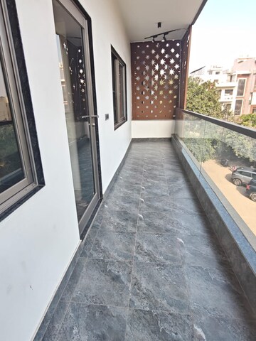 Balcony in 3 BHK Builder Floor at Housing Board Colony Sector 51, Sector 51 – for Rent