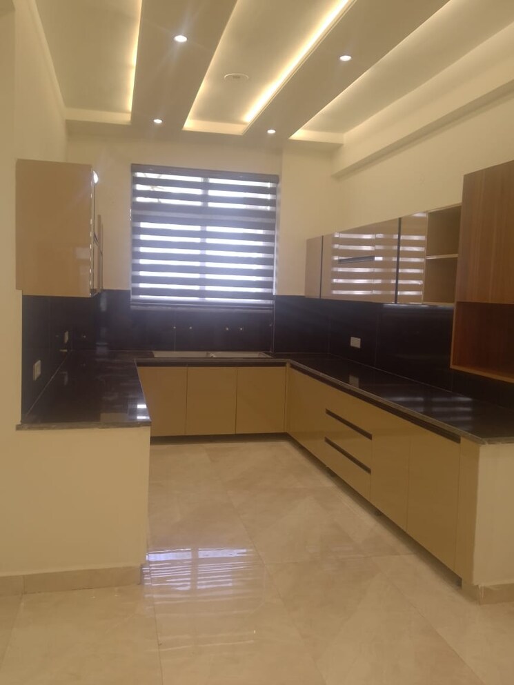 Kitchen, ambala highway 3 Bedroom 1350 Sq.Ft. Builder Floor In Ambala Highway Zirakpur 8238378