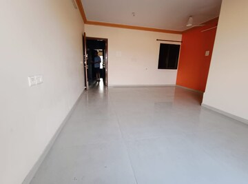 Room in 2 BHK Apartment at Seawoods – for Sale