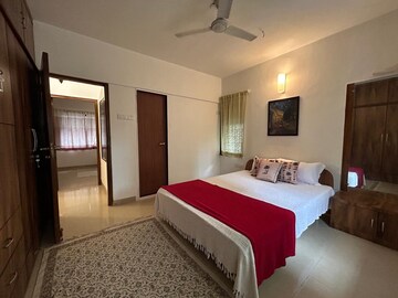Bedroom in 2 BHK Apartment at Suchidham Complex, Goregaon East – for Rent
