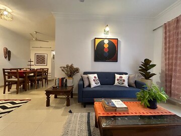 Bedroom in 2 BHK Apartment at Suchidham Complex, Goregaon East – for Rent