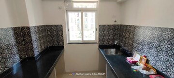 Master Bedroom in 1 BHK Apartment at Lodha Amara, Kolshet Road – for Rent