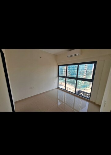 Room in 2 BHK Apartment at Lodha Vista, Lower Parel – for Rent