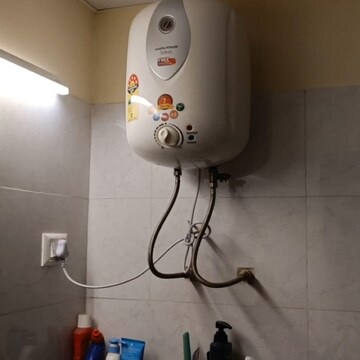 Bathroom in 2 BHK Apartment at Indosam75, Sector 75 – for Rent