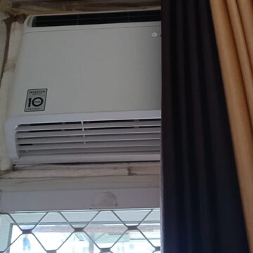 Furnished Amenities in 2 BHK Apartment at Indosam75, Sector 75 – for Rent