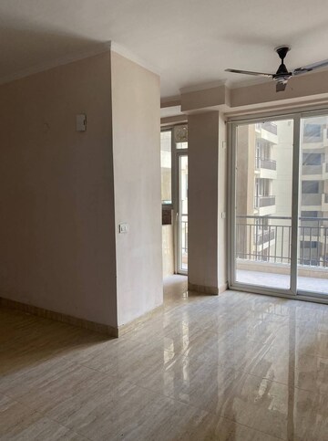 2 BHK Apartment For Rent in Amrapali Golf Homes, Sector 4, Greater Noida
