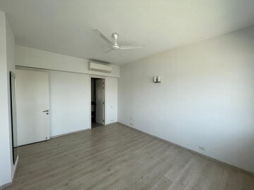 4 BHK Apartment For Sale in Central Park Flower Valley Aqua Front Towers, Sohna Sector 33