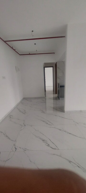 Room in 3 BHK Apartment at DPS Greens, Kandivali East – for Sale
