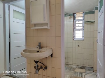 Bathroom in 1 BHK Apartment at Evening Glory, Chandivali – for Rent