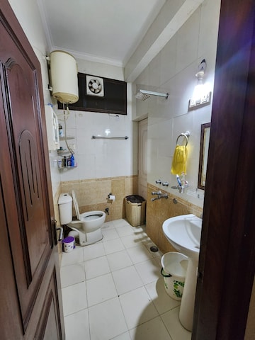 Bathroom in 2 BHK Builder Floor at Mehrauli – for Rent