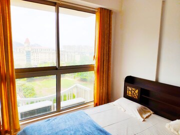 Room in 1 BHK Apartment at Hiranandani Zen Maple, Powai – for Rent