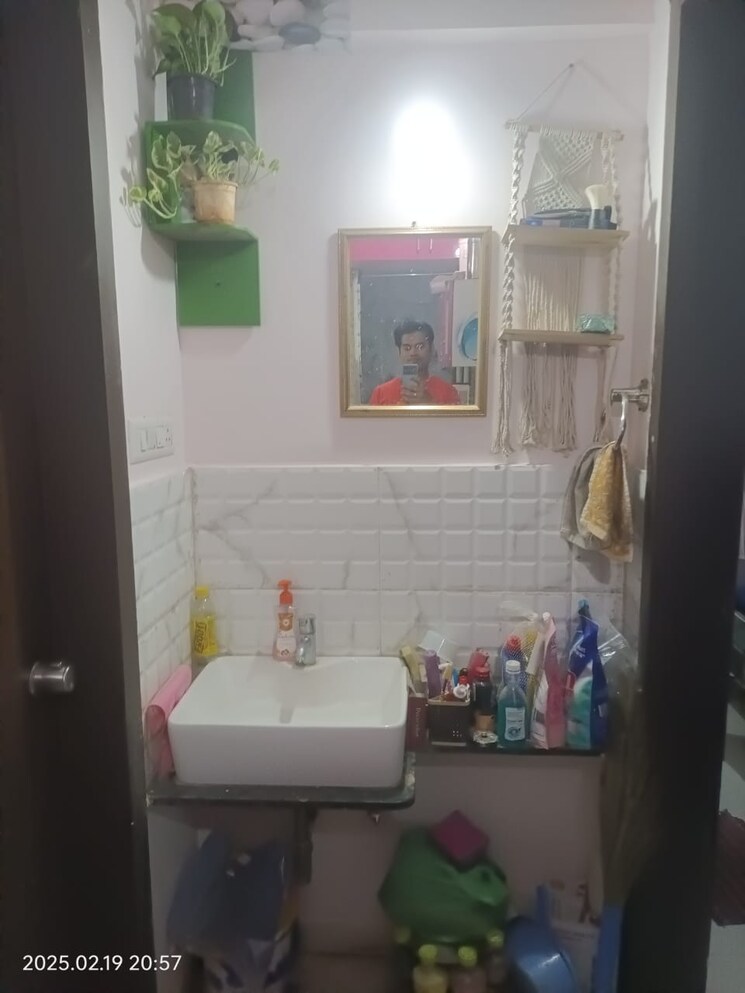 Bathroom, majestique-manhattan 2 Bedroom 615 Sq.Ft. Apartment In Wagholi Pune 8238909