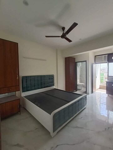 Bedroom in 1 RK Builder Floor at Sector 52 – for Rent