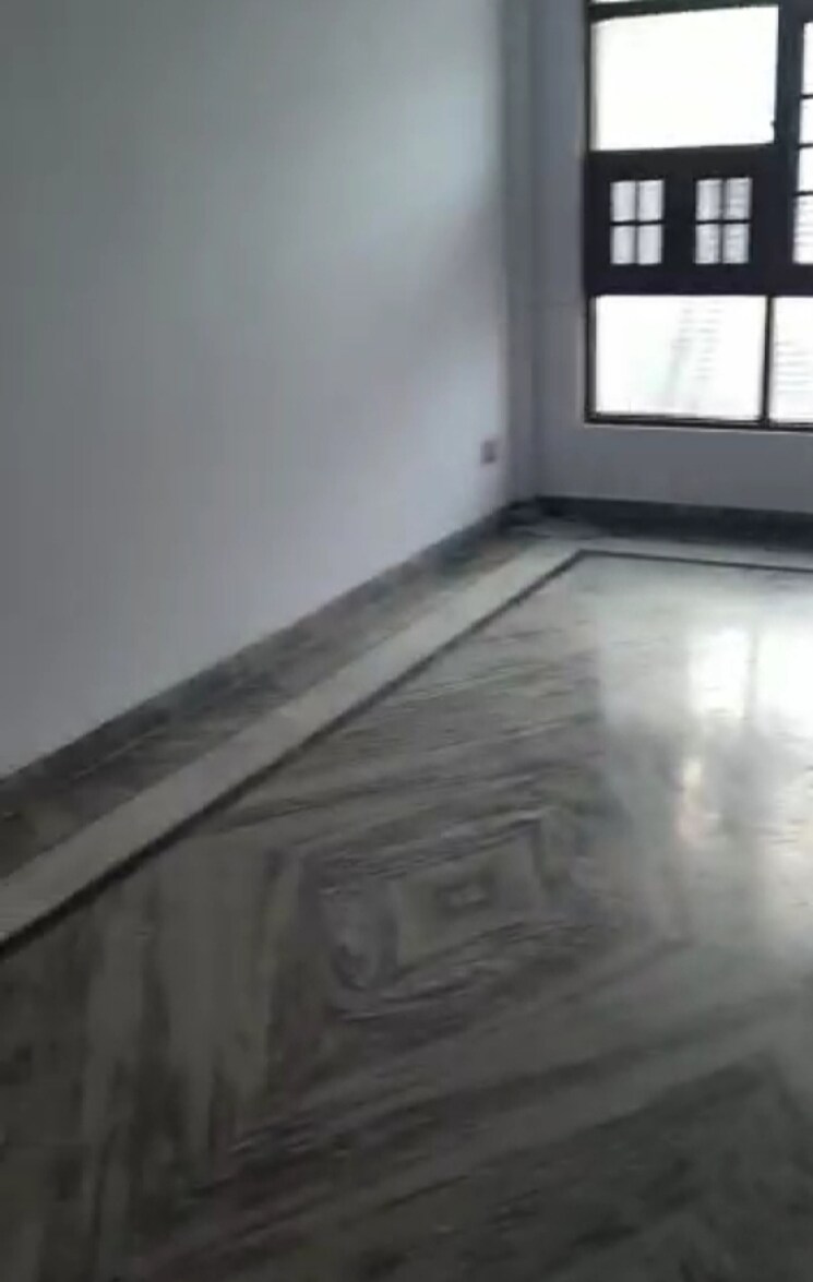 Room, indira nagar 3 Bedroom 1250 Sq.Ft. Apartment In Indira Nagar Lucknow 8238942