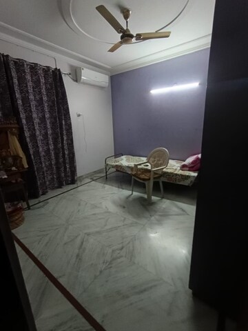 Bedroom in 3 BHK Builder Floor at Sector 5 – for Rent