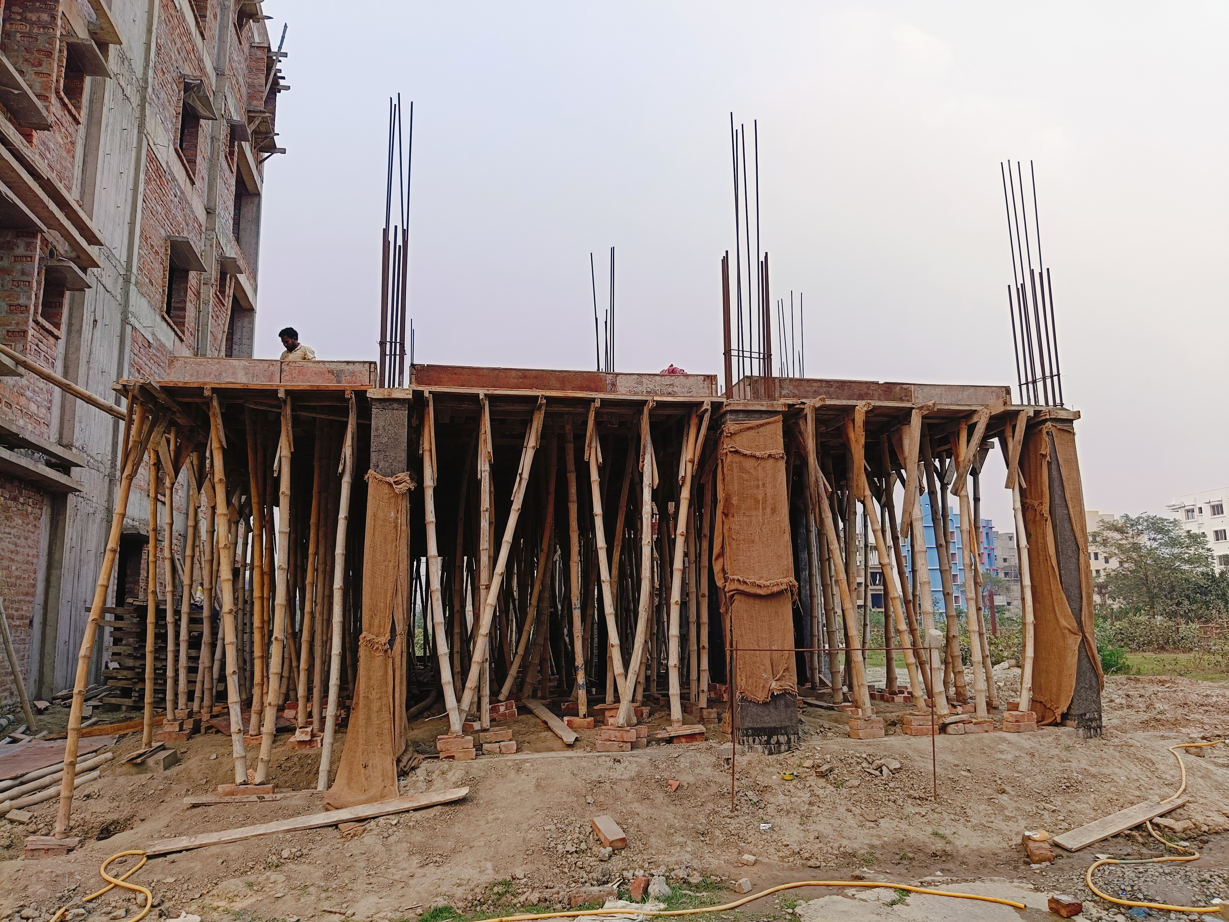 2 BHK Apartment For Sale in Nil Sikha 