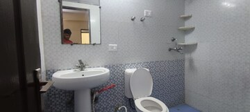 Master Bedroom in 2 BHK Apartment at Piyush Heights, Sector 89 – for Rent