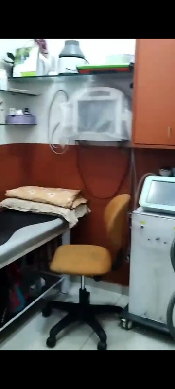 Team Area in  Shop at Vile Parle East – for Rent