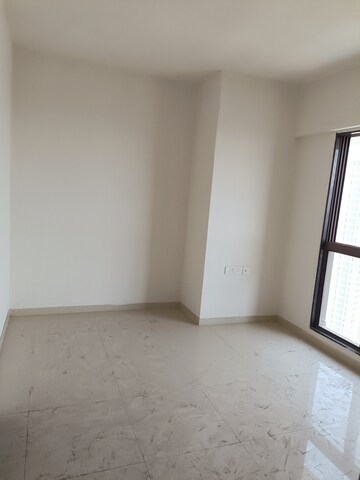 Room in 3 BHK Apartment at Runwal Eirene Phase 2, Balkum Pada – for Sale
