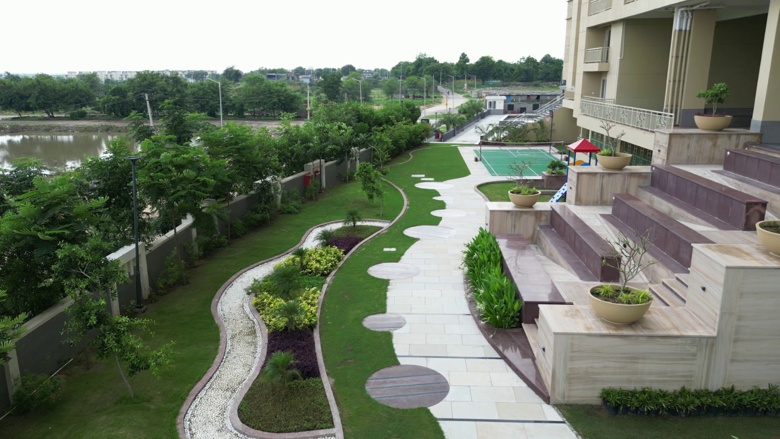 3 BHK 1631 Sq.Ft. Apartment in GKB Grace Apartment