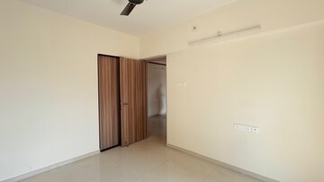 Room in 2 BHK Apartment at Ashar Axis, Majiwada – for Rent