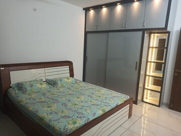 Bedroom in 3 BHK Apartment at Omaxe R2, Gomti Nagar – for Rent